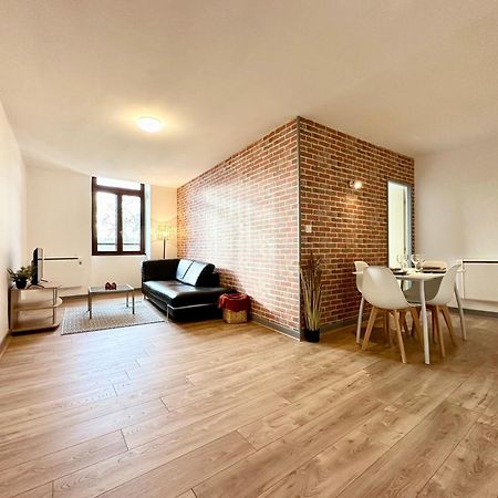 Appartement La Confluence - Vue Imprenable & Hyper Centre à Mont-de-Marsan Extérieur photo